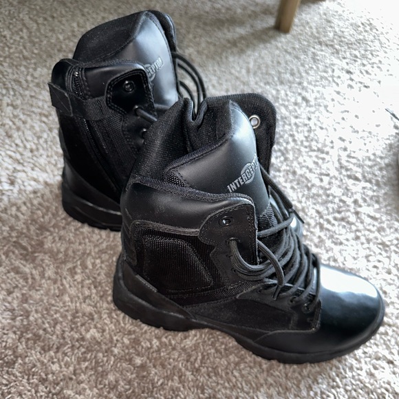 Utility Boots - Picture 3 of 4